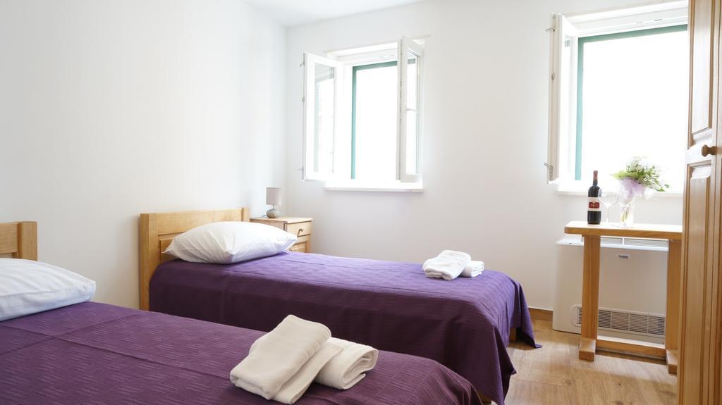 Guest House Jere Old Town Rogoznica  Rum bild