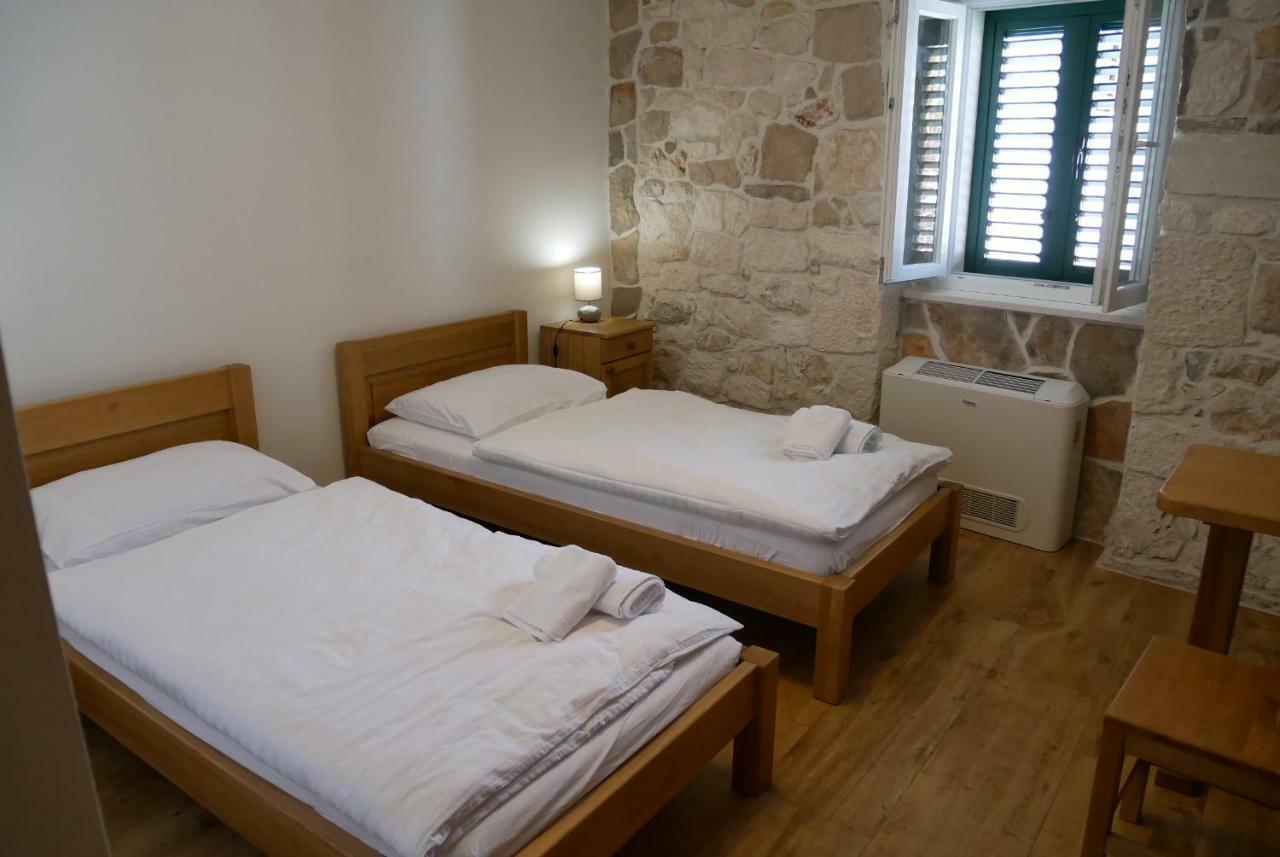 Guest House Jere Old Town Rogoznica  Exteriör bild