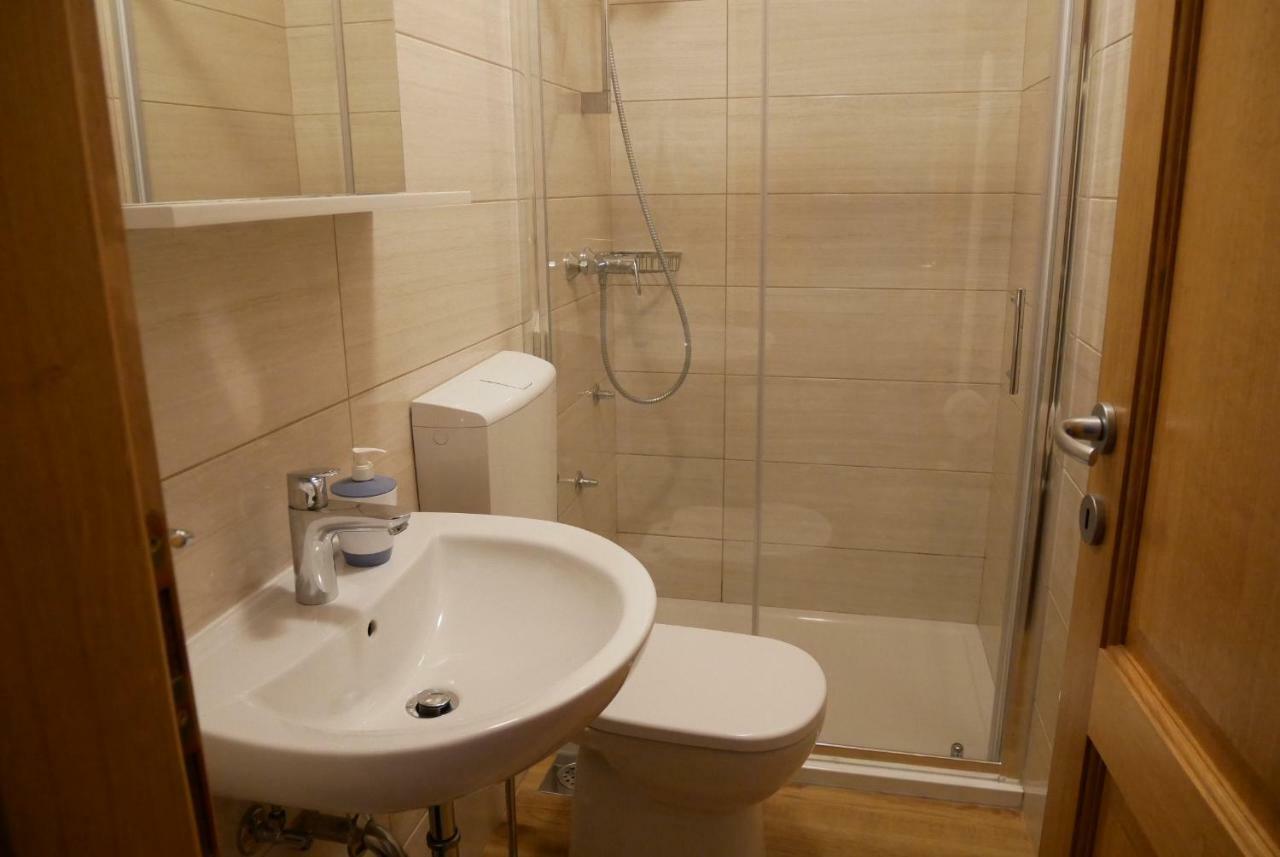 Guest House Jere Old Town Rogoznica  Exteriör bild